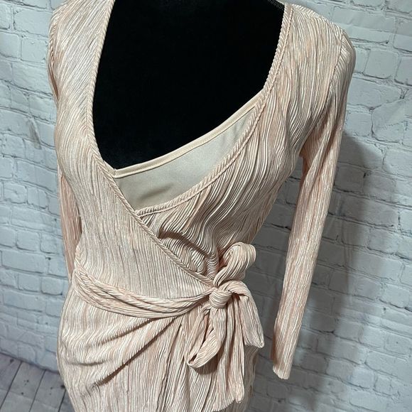 Apricot Wrap Dress By Sweet Claire Small - Picture 15 of 15